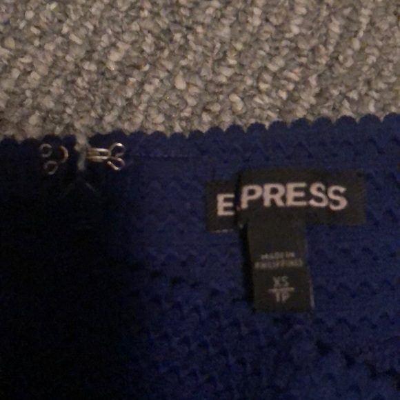 Express Bandage Crop Top - Picture 3 of 4